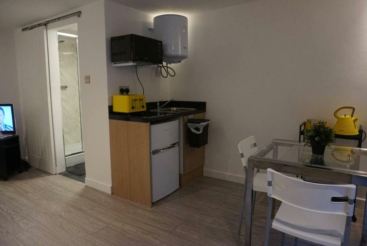 Rjo Serviced Accommodation Purfleet エクステリア 写真